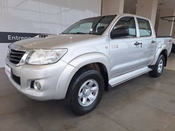 TOYOTA HILUX 3.0 STD 4X4 CD 16V TURBO INTERCOOLER DIESEL 4P MANUAL